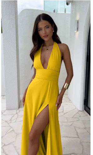 Stralend de zomer in met deze elegante en verleidelijke maxi-jurk.