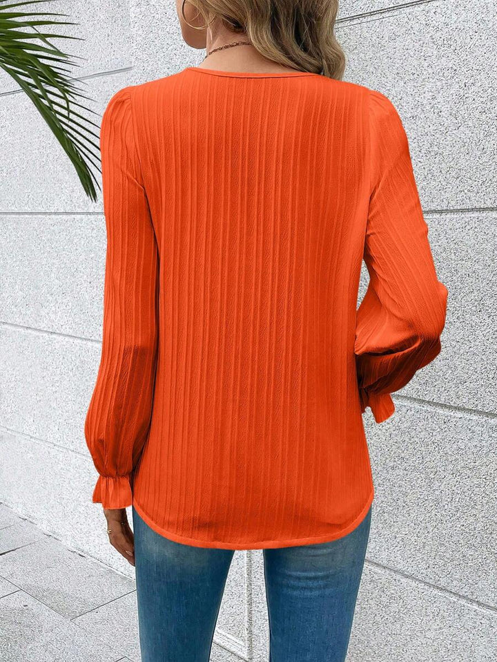 Zomerse V-hals Blouse met Opengewerkt Detail