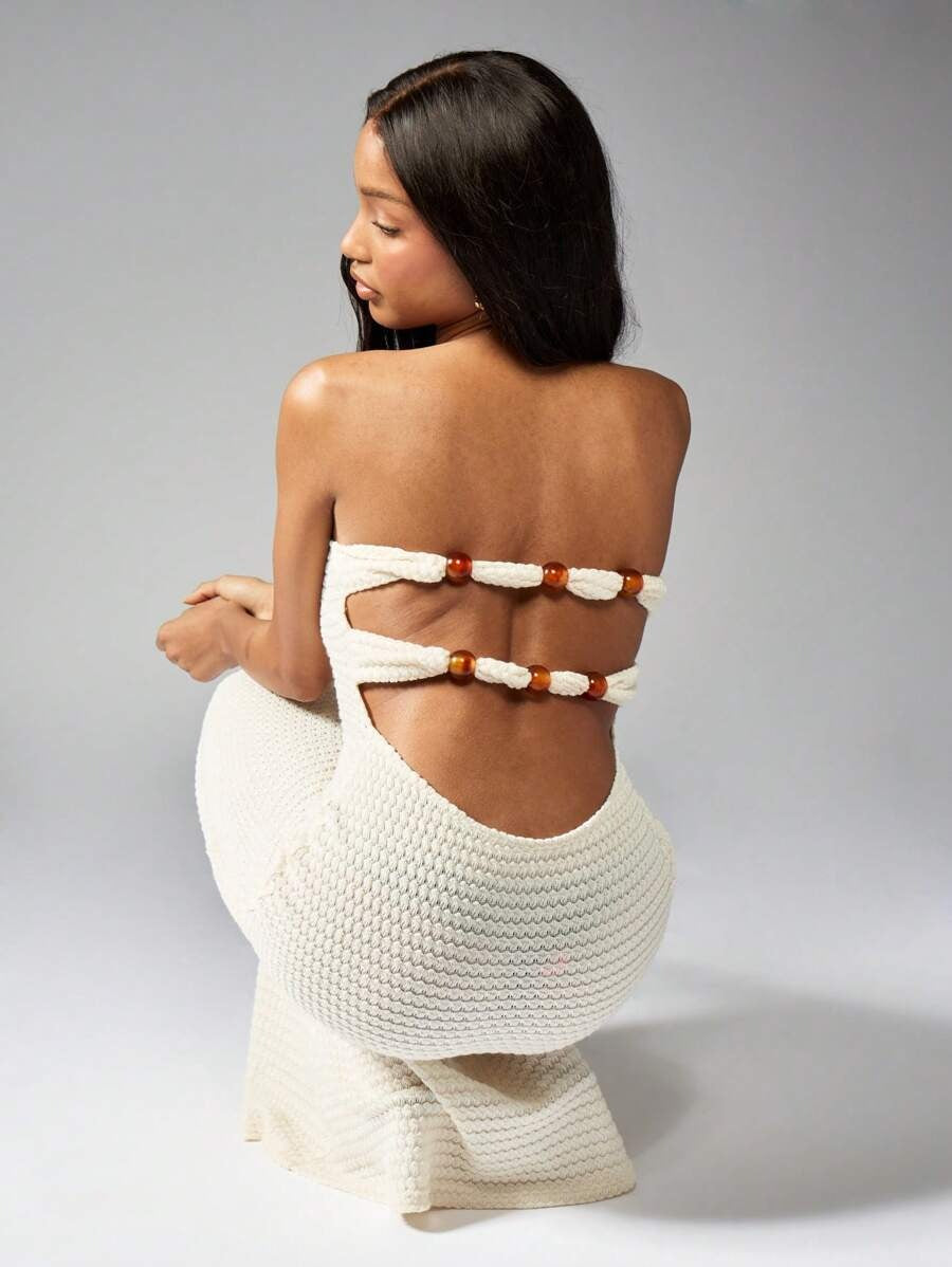 Gehaakte Bandeau Maxi Jurk met Kralen en Cut-Out Rug