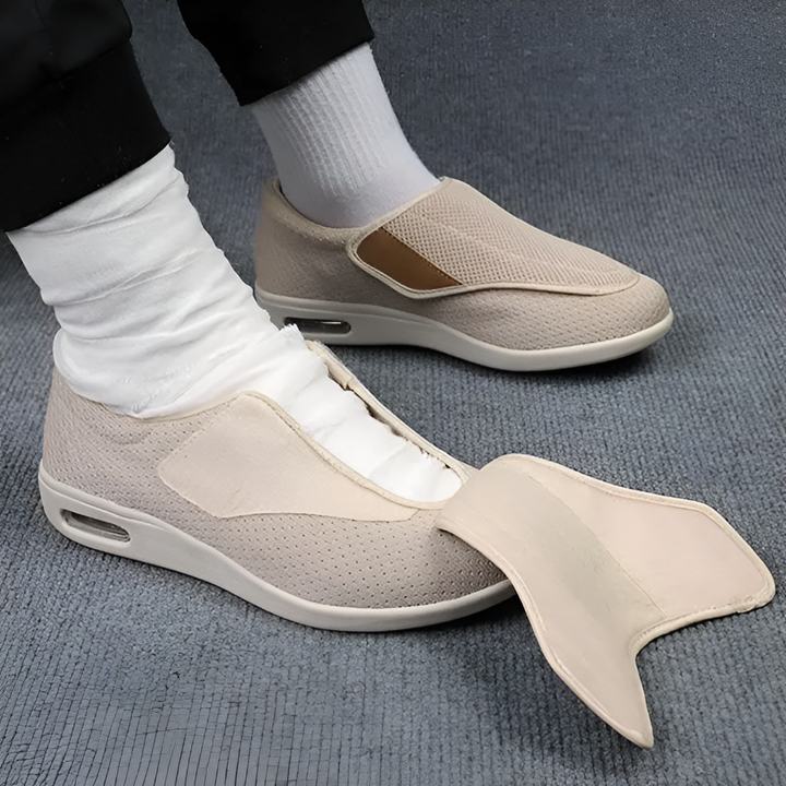 Brede diabetische schoenen voor gezwollen voeten
