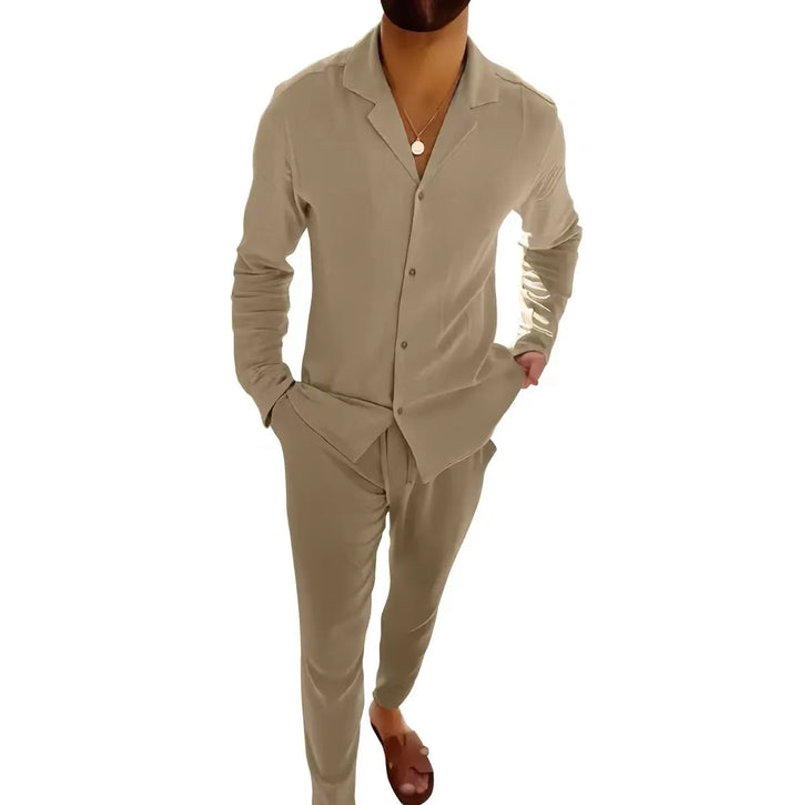 Lange Mouwen met Reverskraag en Slim Fit Broek