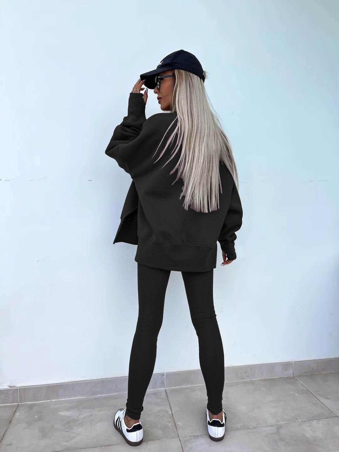Comfortabele Dames Set met Split Top en Strakke Broek