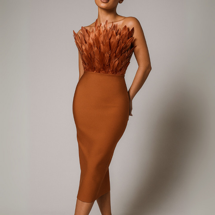 Strapless midi-jurk voor dames met verenversiering