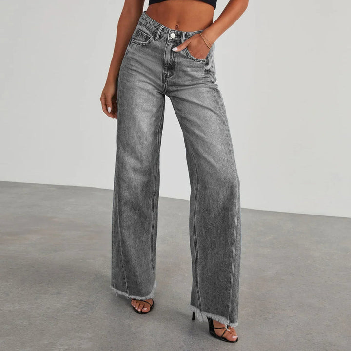 Niva – Loose Fit Jeans met Rafelzoom