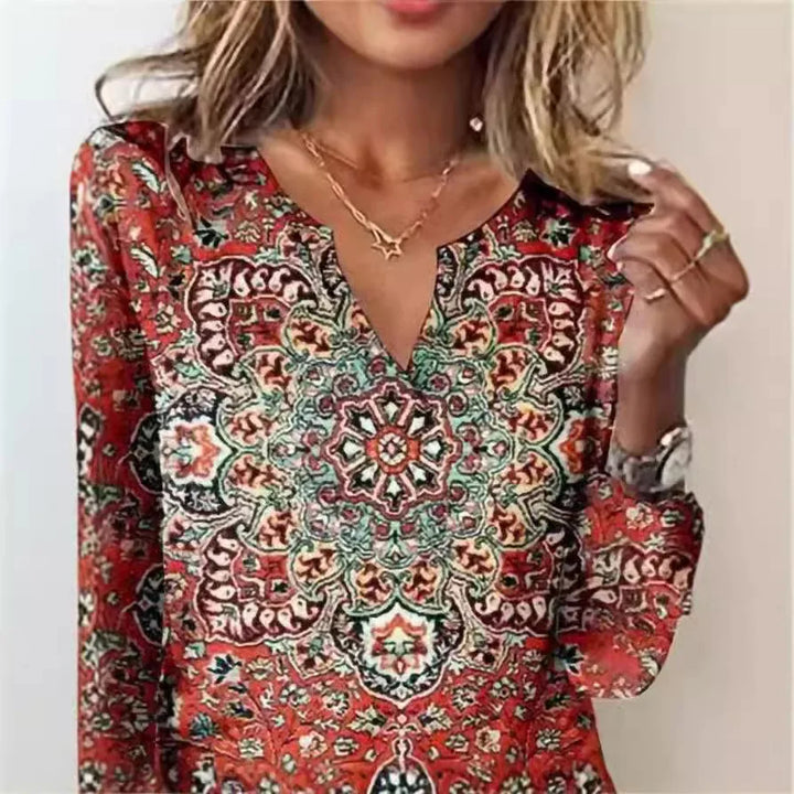 Elina – Voorjaars-T-shirt met Tie-Dye Print en Elegante V-hals