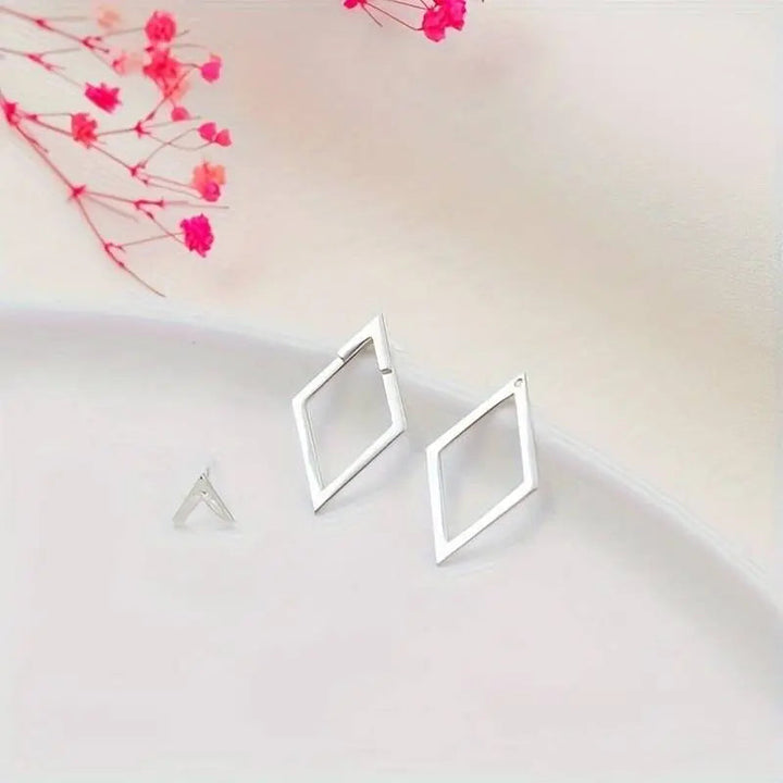 Minimalistische Geometrische Oorbellen met Diamant- en Pijlvorm