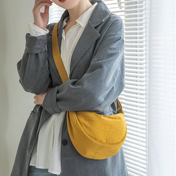 Tegan – Slanke Gebogen Schoudertas dames