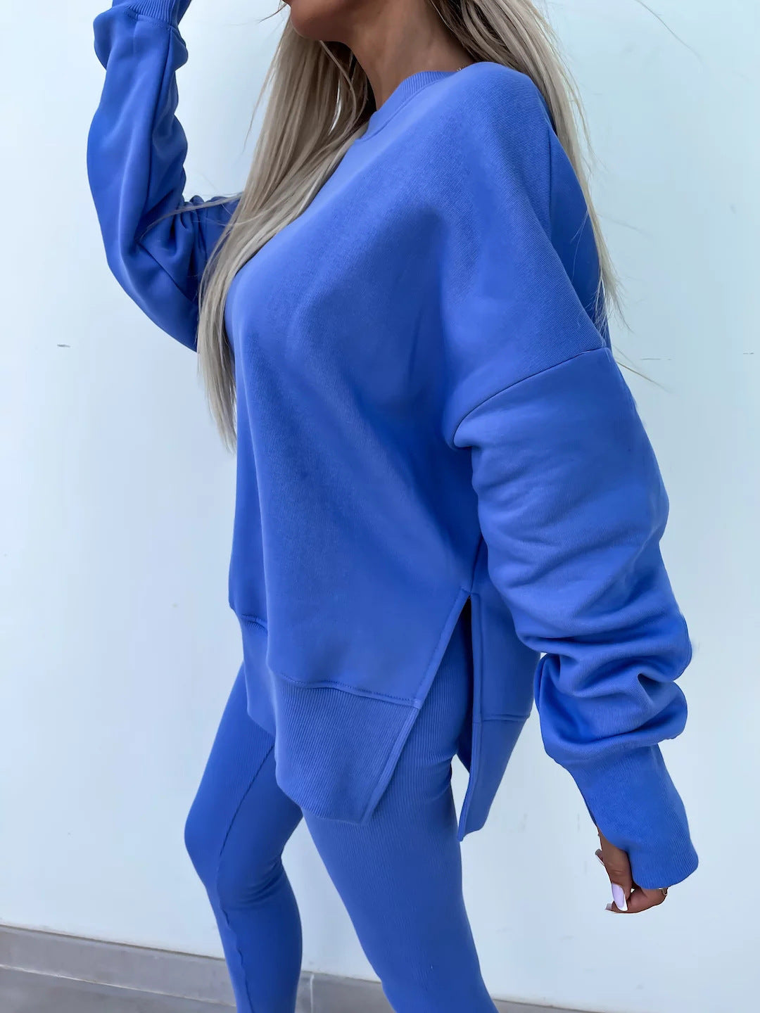 Comfortabele Dames Set met Split Top en Strakke Broek