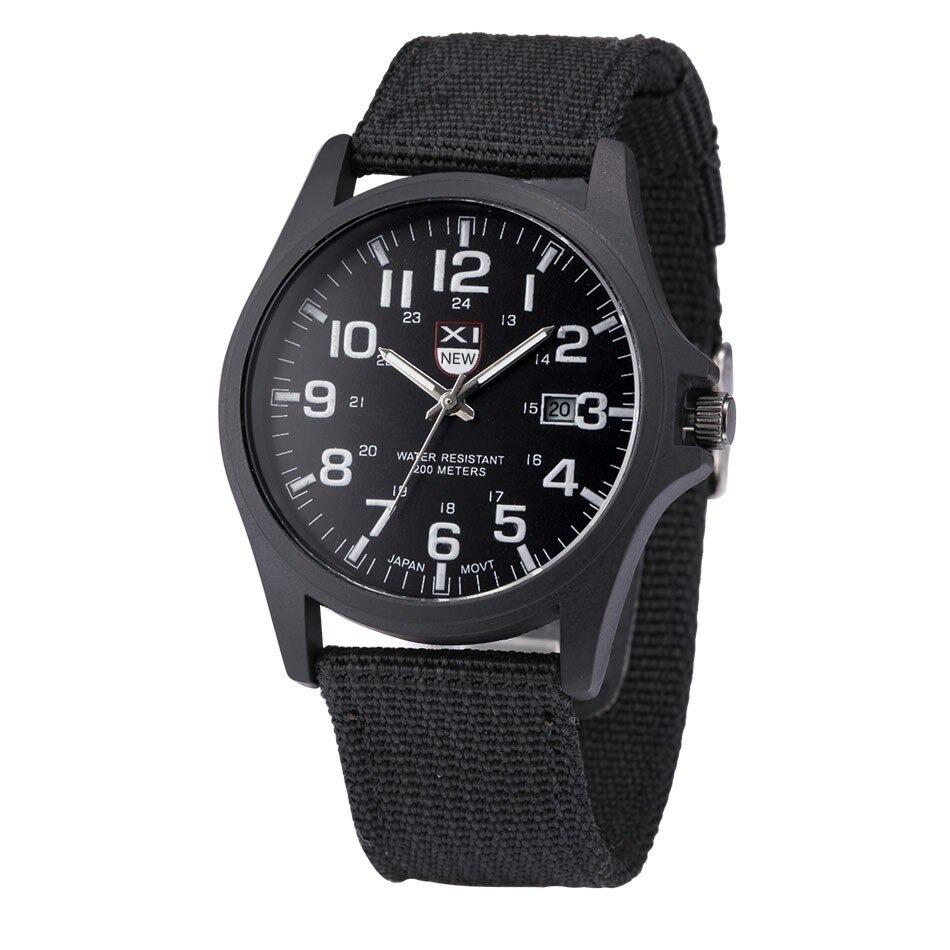 Robuuste Horloge in Militaire Stijl met Verlicht Wijzerplaat