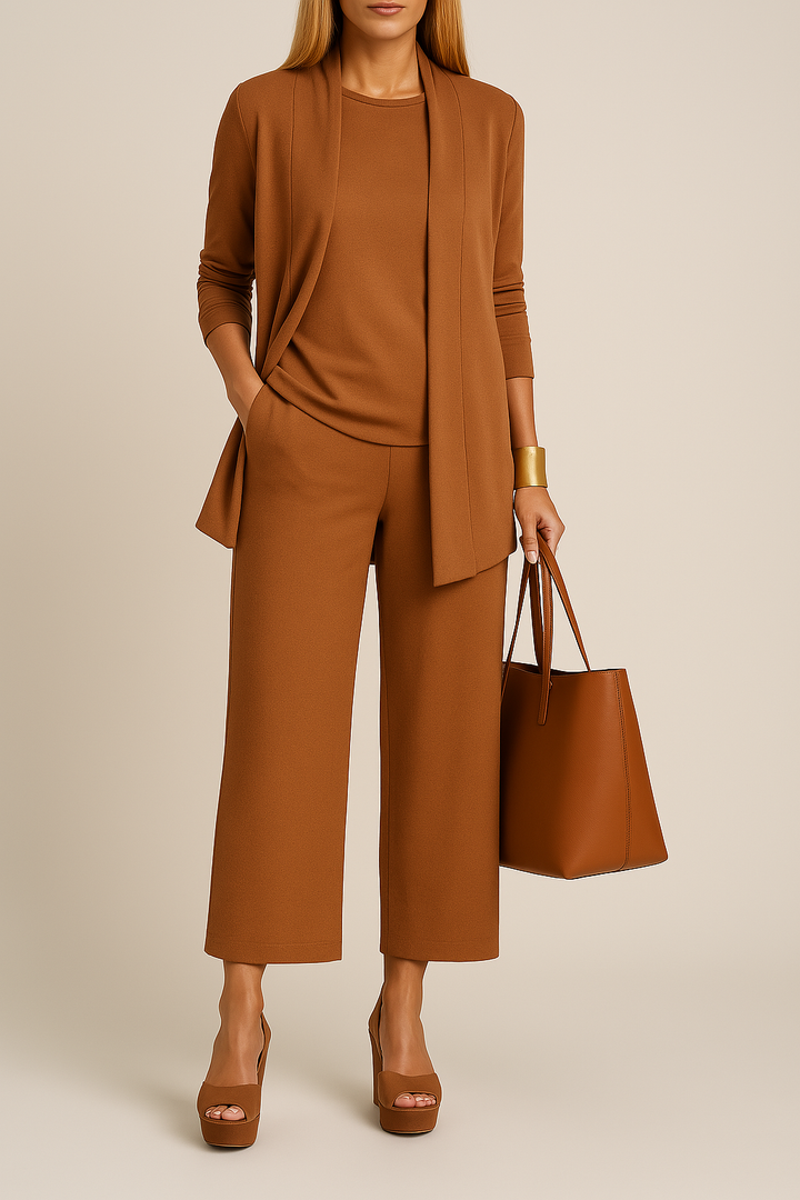Stijlvol Verfijnd Driedelig Damespak met Blazer, Top en Pantalon