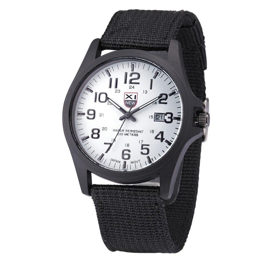 Robuuste Horloge in Militaire Stijl met Verlicht Wijzerplaat