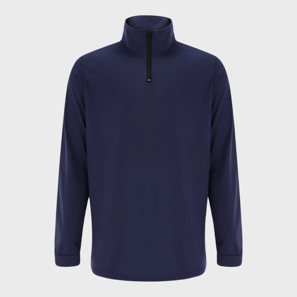 Donkerblauwe heren trui met halve rits, lange mouwen en opstaande kraag. Perfect voor casual en sportieve gelegenheden. Comfortabel en stijlvol.