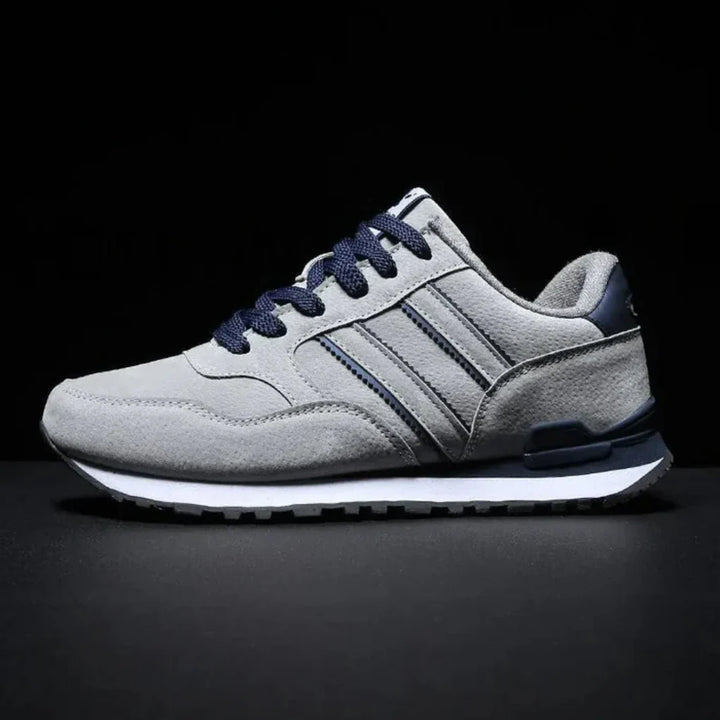 Ademende herensneakers
