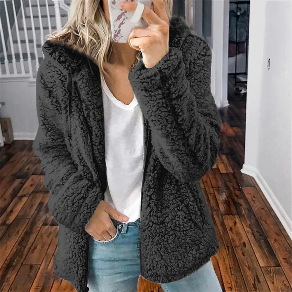 Casual fluffy damesjas met capuchon - Mimi