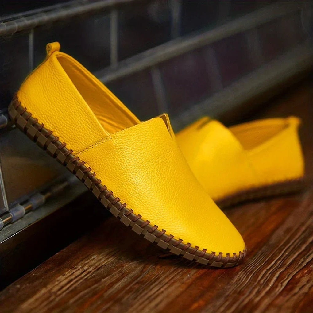 Elegante loafers van mat echt leer