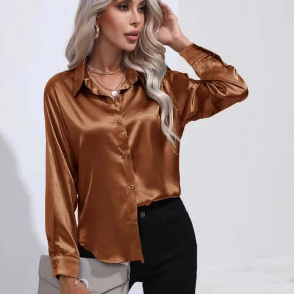 Dames satijnen blouse met lange mouwen en losse pasvorm