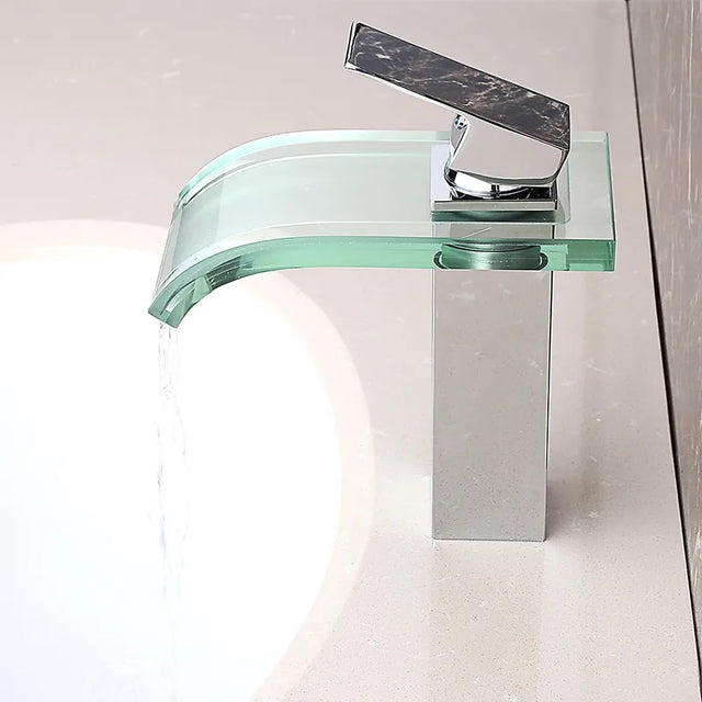 Elegante Waterval Kraan
