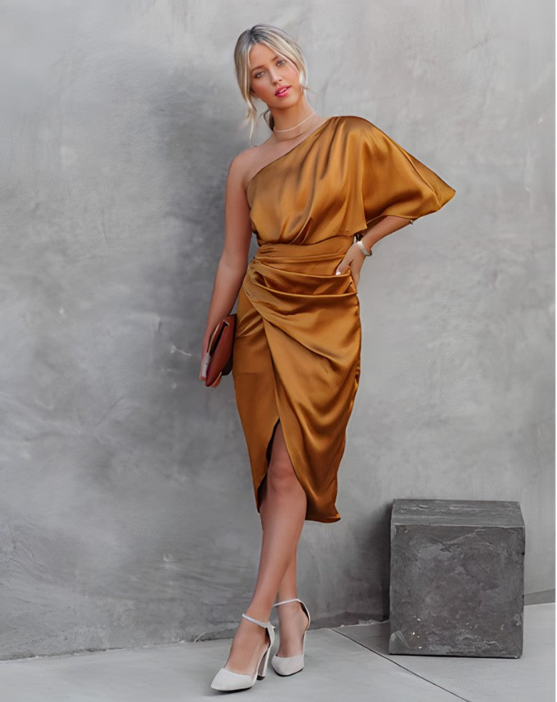Asymmetrische Off-Shoulder Jurk met Elegante Snit