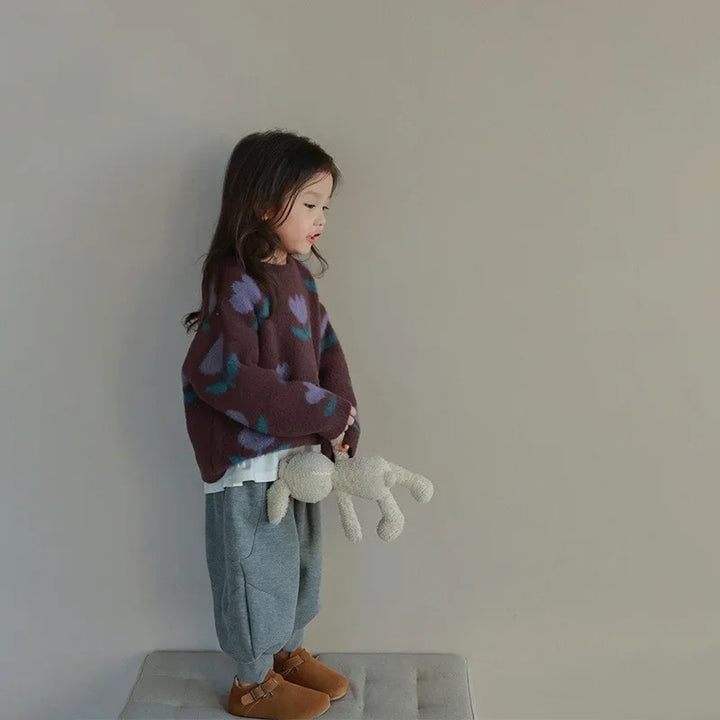Zachte en Warme Kinder Trui met Stijlvolle Bloemen