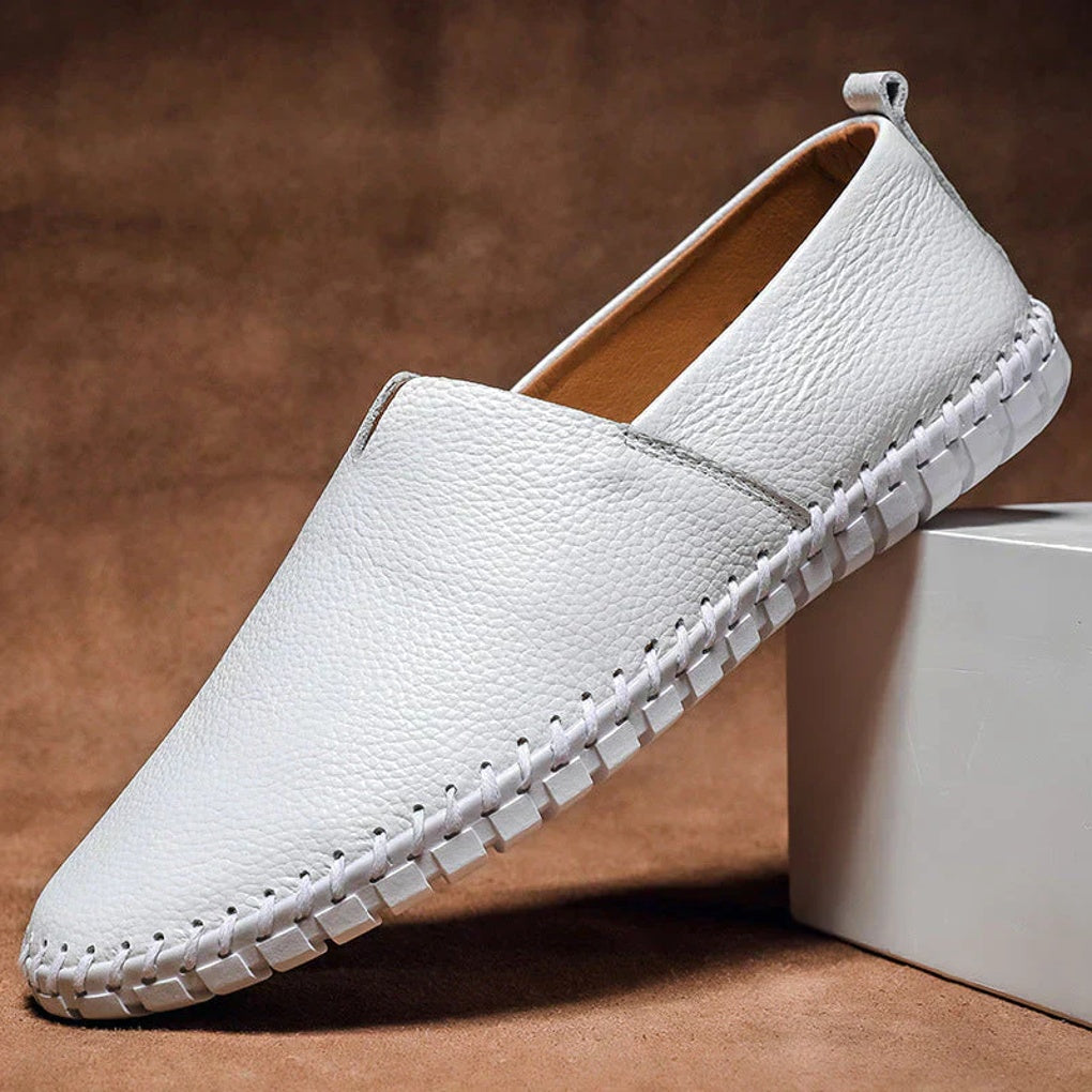 Elegante loafers van mat echt leer
