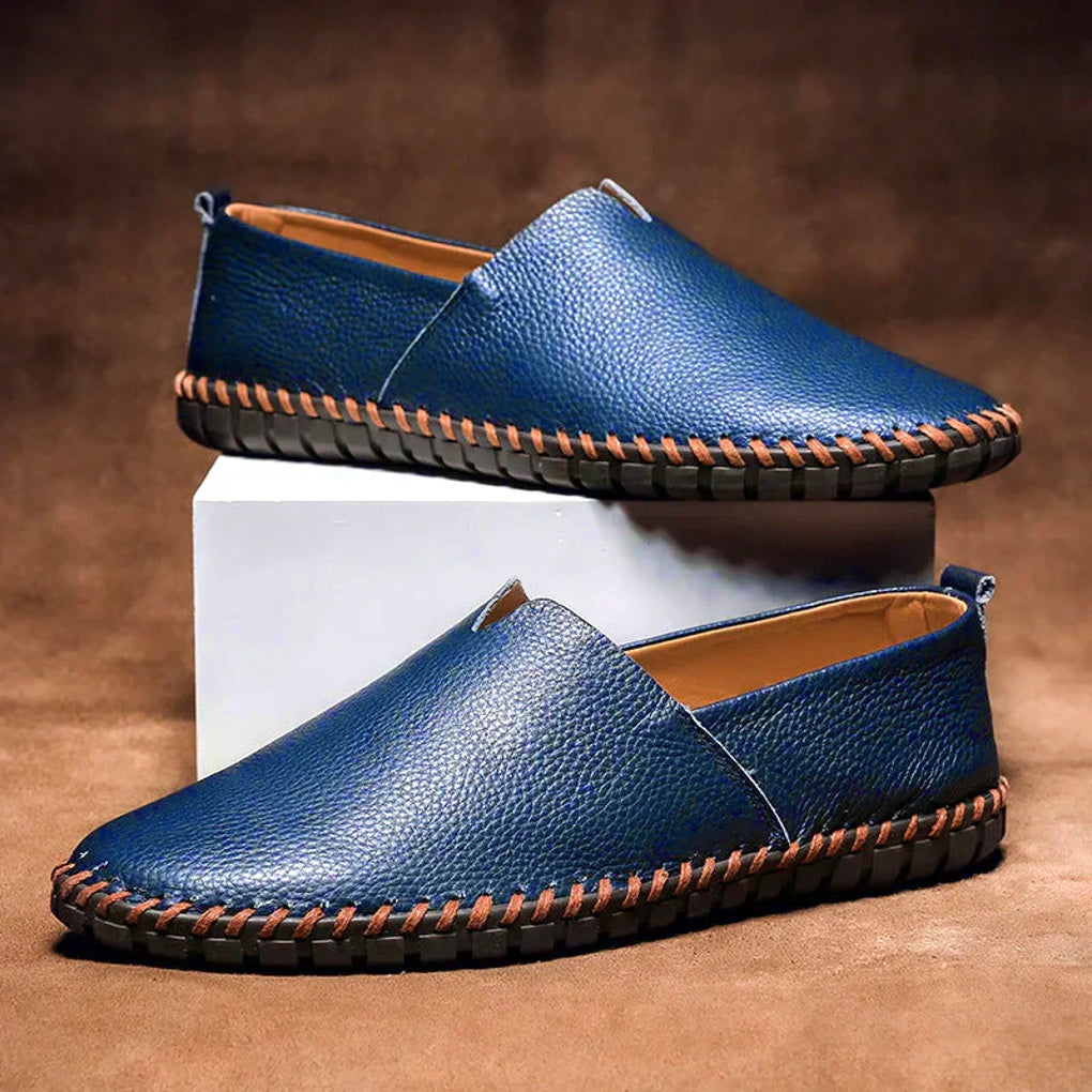 Elegante loafers van mat echt leer