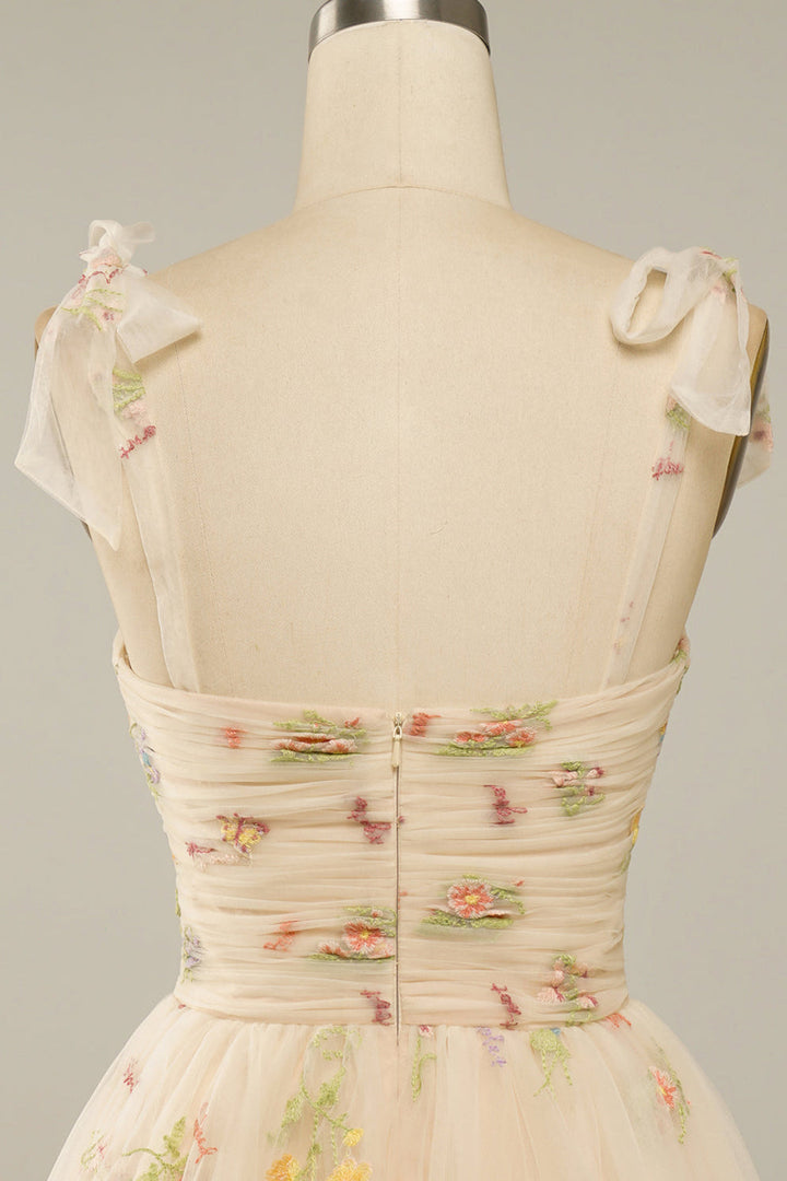 Geborduurde Tulle Baljurk met Bloemenmotief