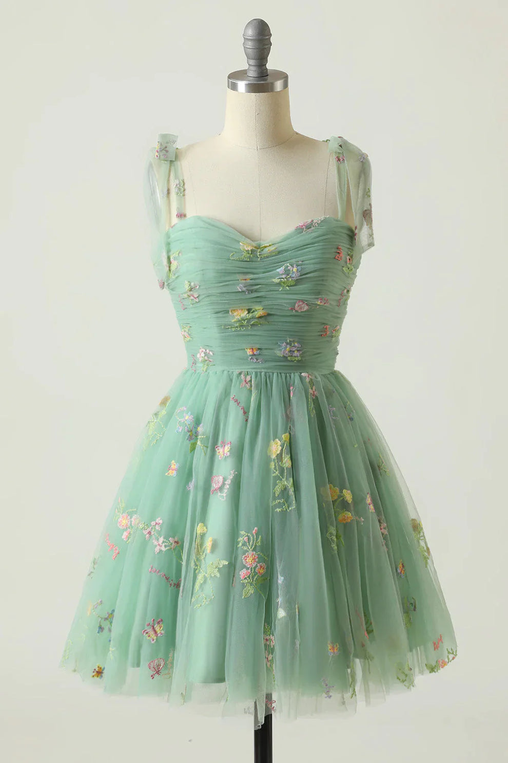 Geborduurde Tulle Baljurk met Bloemenmotief